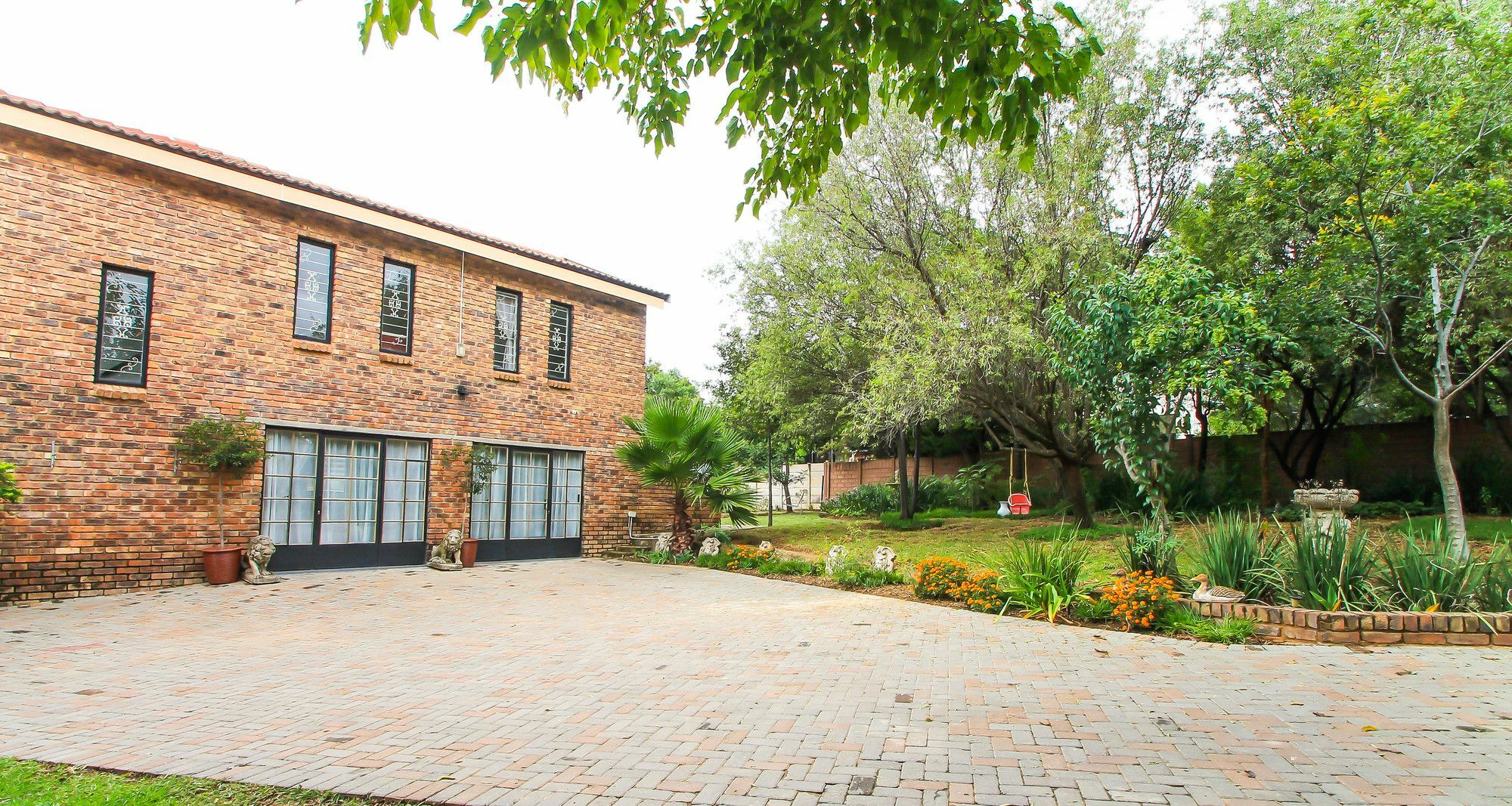 The Bedford Manor Hotel Centurion Exterior photo